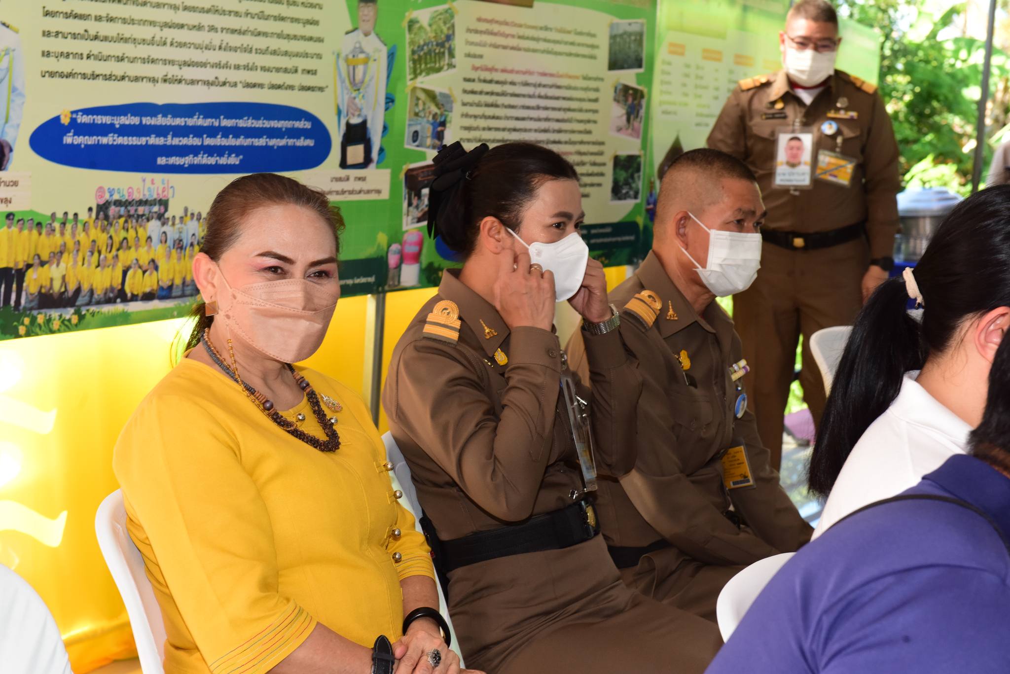 ประชาสัมพันธ์จังหวัดราชบุรีร่วมเยี่ยมชมชุมชนบ้านหนองไม้เฝ้า ด้านการบริหารจัดการขยะ