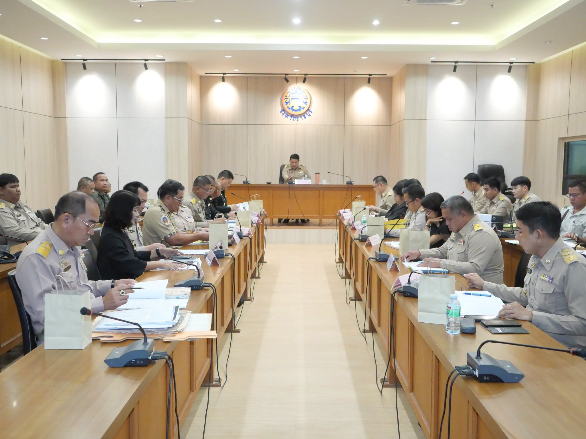 จ. ราชบุรี ประชุม คพร.จังหวัด เร่งรัดการพิสูจน์สิทธิและแก้ปัญหาที่ดินทำกินให้ราษฎร